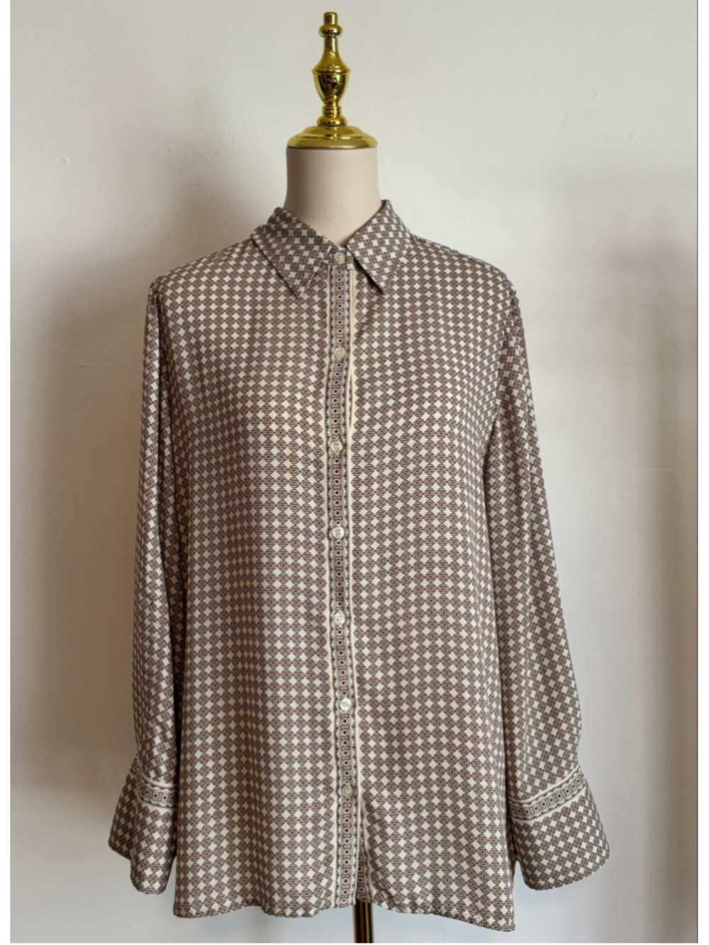Women's Max Studio Button Down Shirt, Plus 1X, Beige and Brown Geometric Print